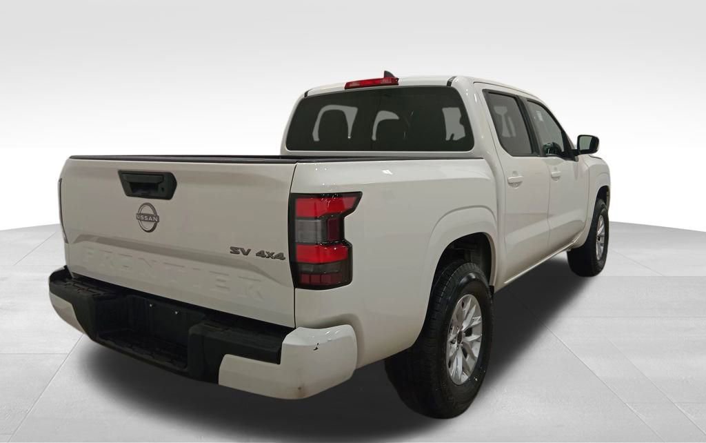 Used 2024 Nissan Frontier SV image 4