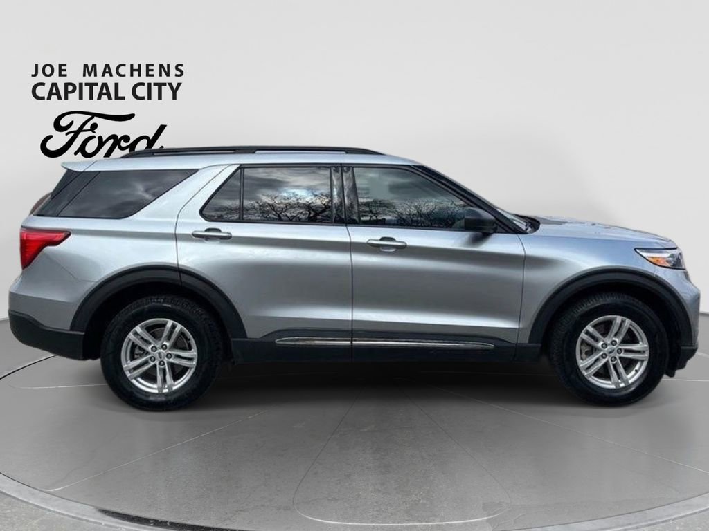 Certified 2023 Ford Explorer XLT AWD/4WD image 6
