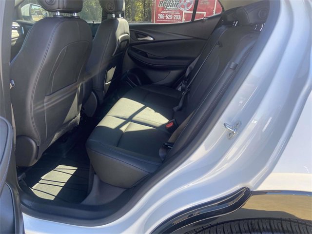 Used 2025 Buick Encore GX Sport Touring w/ Advanced Technology Package image 11