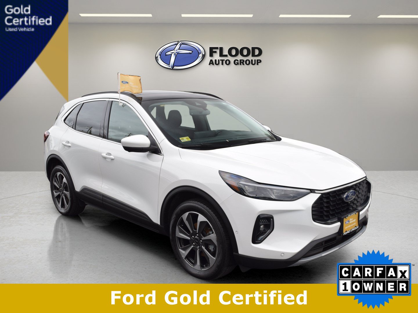 Certified 2023 Ford Escape Platinum w/ Premium Technology Package AWD/4WD image 1