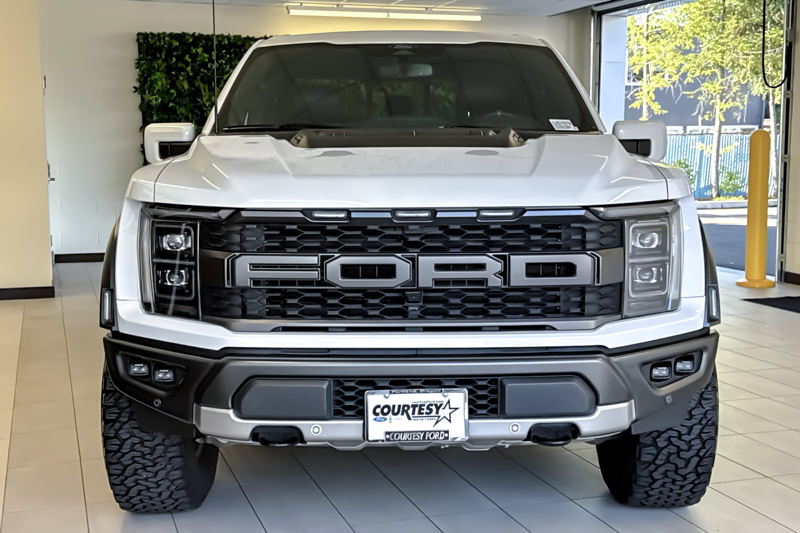 Certified 2022 Ford F150 Raptor w/ Equipment Group 801A High AWD/4WD image 9