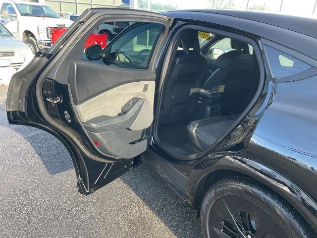 Certified 2025 Ford Mustang Mach-E GT image 30