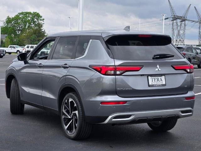 Used 2024 Mitsubishi Outlander SE FWD image 17