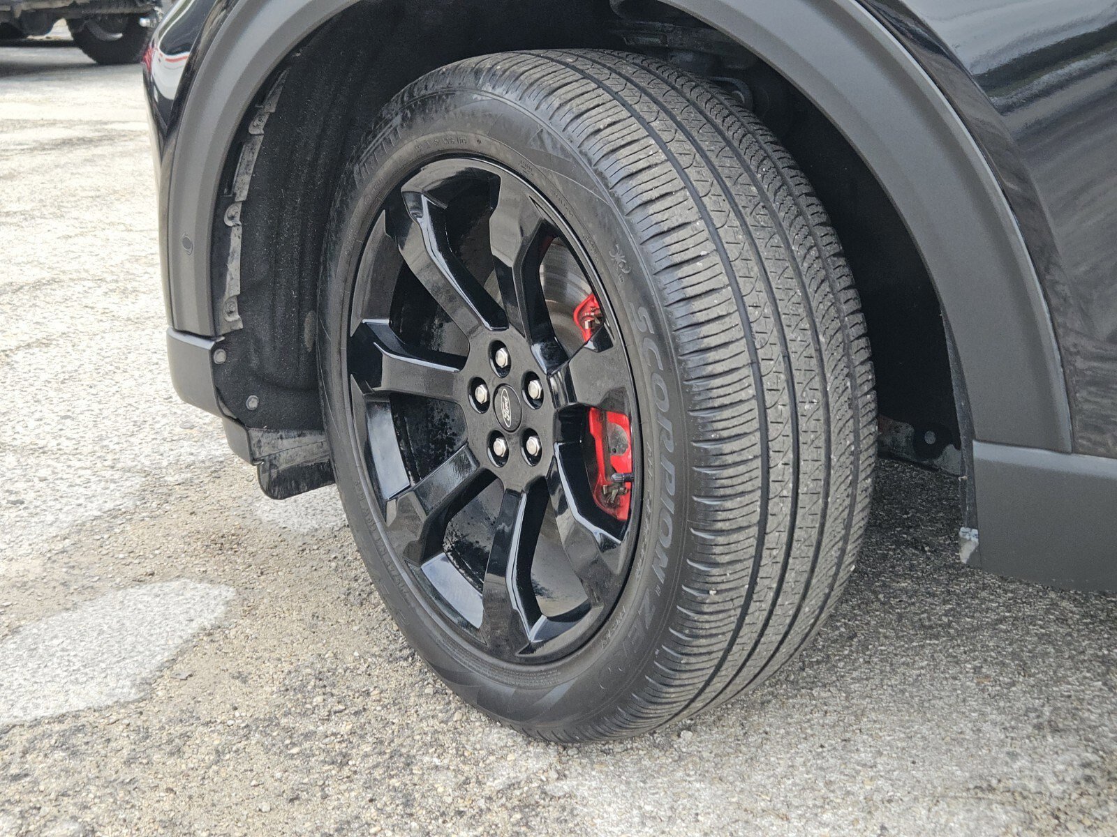 Certified 2021 Ford Explorer ST w/ Equipment Group 401A image 34