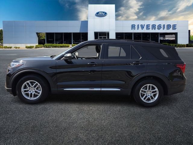 Certified 2025 Ford Explorer Active image 4