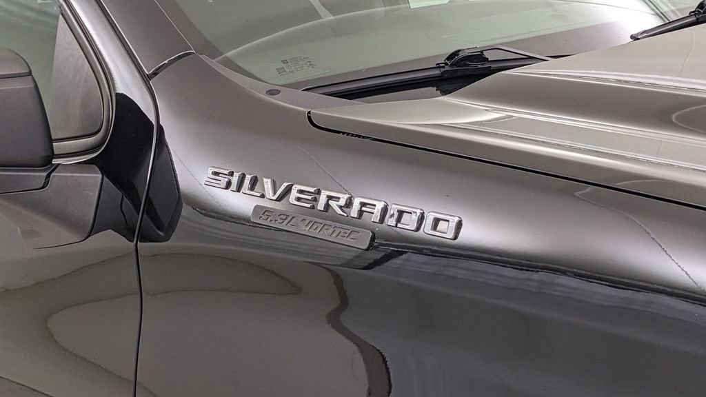 Used 2021 Chevrolet Silverado 1500 Custom AWD/4WD image 38