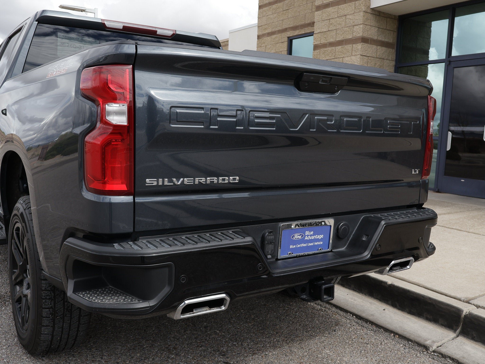 Used 2022 Chevrolet Silverado 1500 LT Trail Boss w/ Safety Package AWD/4WD image 20