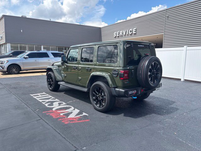 Used 2023 Jeep Wrangler Unlimited Sahara w/ Cold Weather Group AWD/4WD image 5
