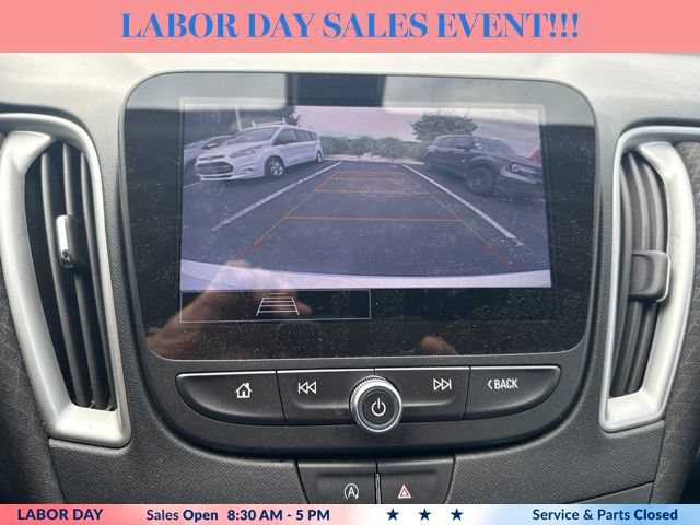 Used 2022 Chevrolet Malibu LT FWD image 11