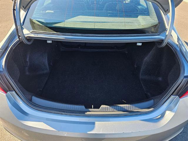 Used 2023 Chevrolet Malibu LT image 28