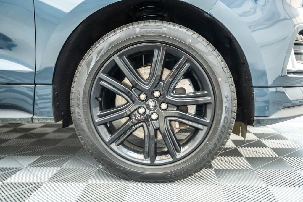 Certified 2024 Ford Edge ST-Line w/ Class II Trailer Tow Package AWD/4WD image 14