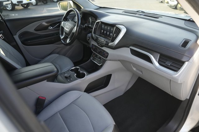 Used 2018 GMC Terrain SLT image 17