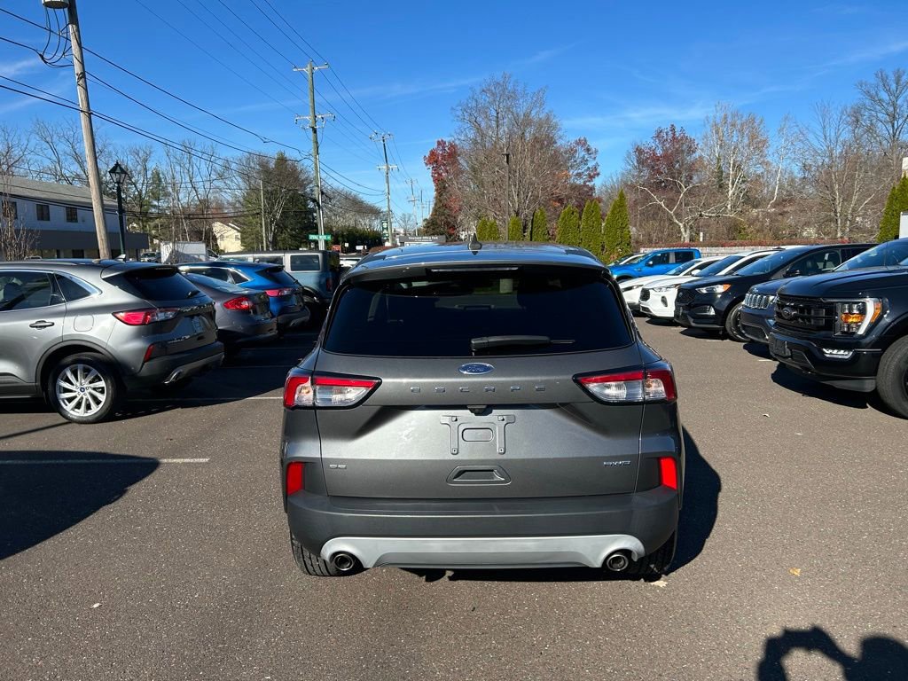 Certified 2022 Ford Escape SE image 3