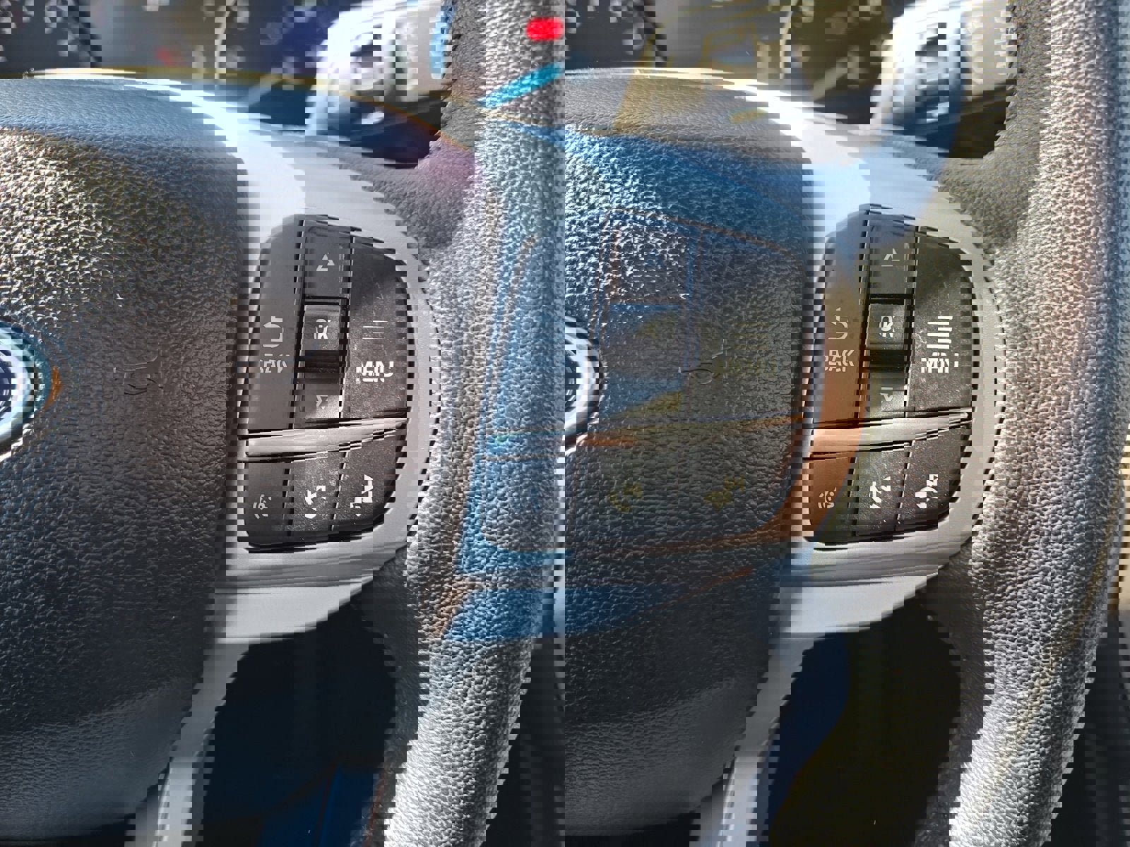 Certified 2024 Ford Explorer XLT image 15