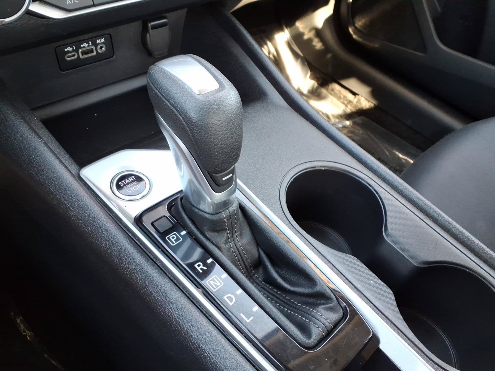 Used 2025 Nissan Altima 2.5 SV FWD image 26