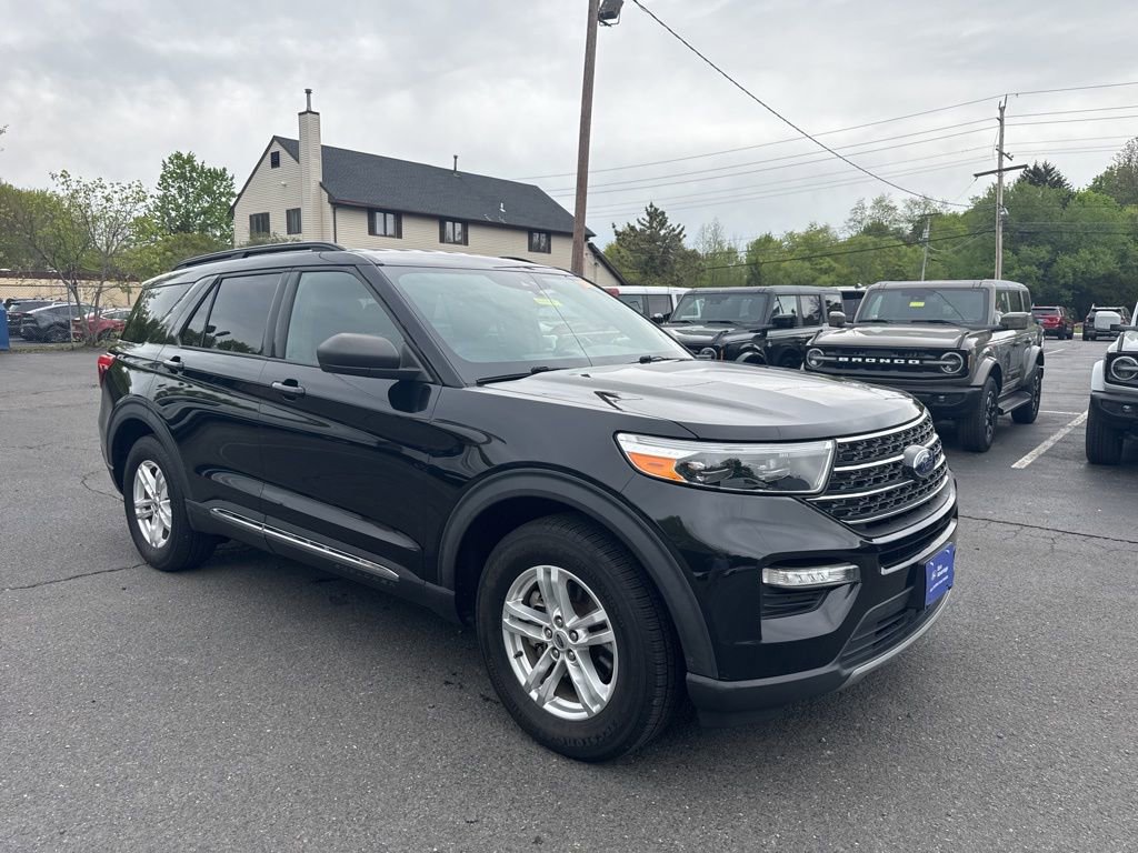 Certified 2020 Ford Explorer XLT w/ Equipment Group 202A AWD/4WD image 7