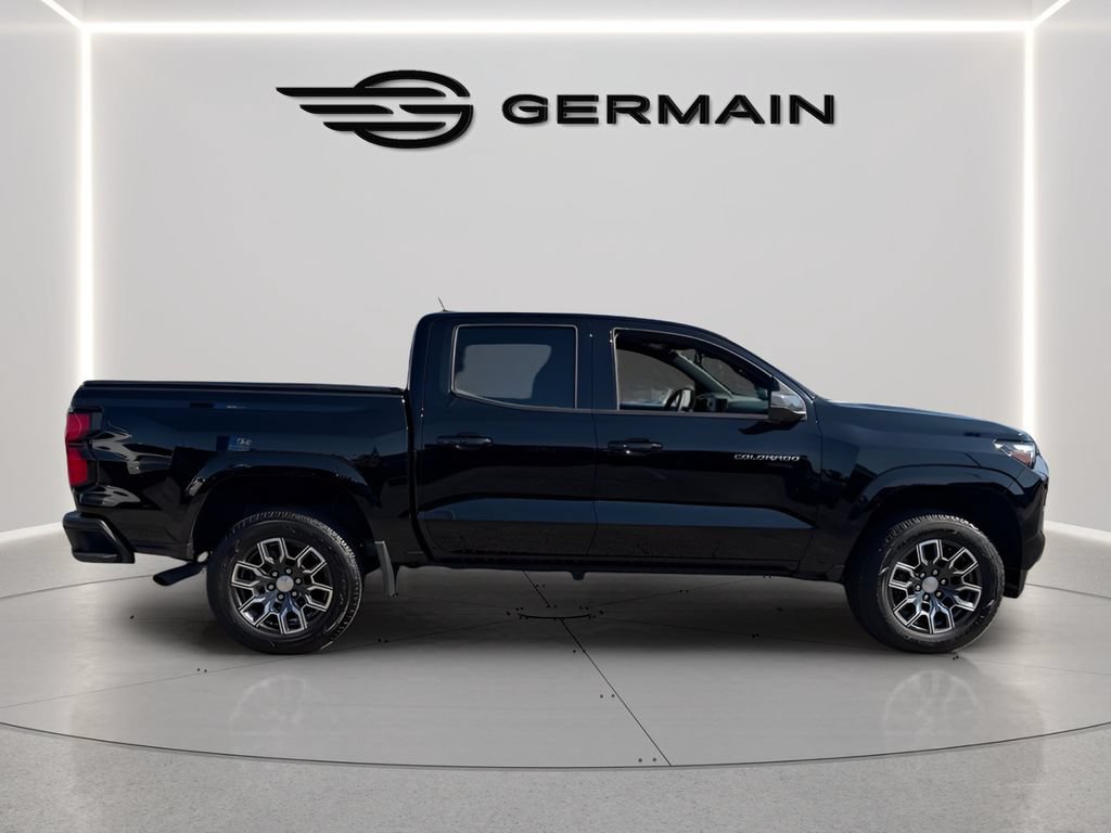 Used 2024 Chevrolet Colorado LT w/ LT Convenience Package III RWD image 9