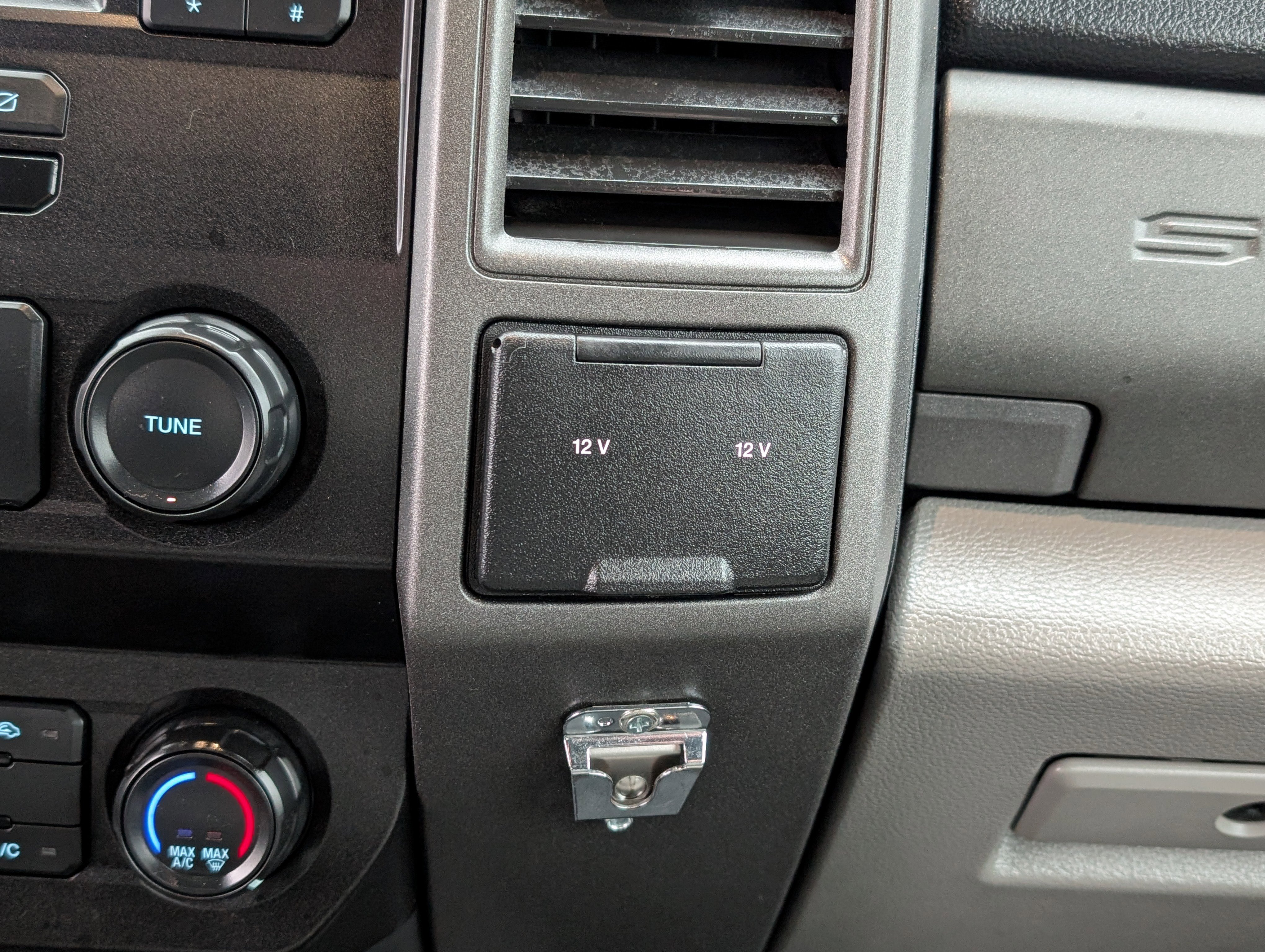 Certified 2020 Ford F250 XL w/ Power Equipment Group image 20