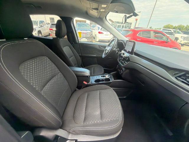 Certified 2025 Ford Escape Active AWD/4WD image 36