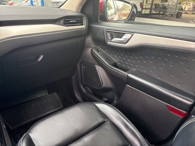 Certified 2020 Ford Escape SEL image 14