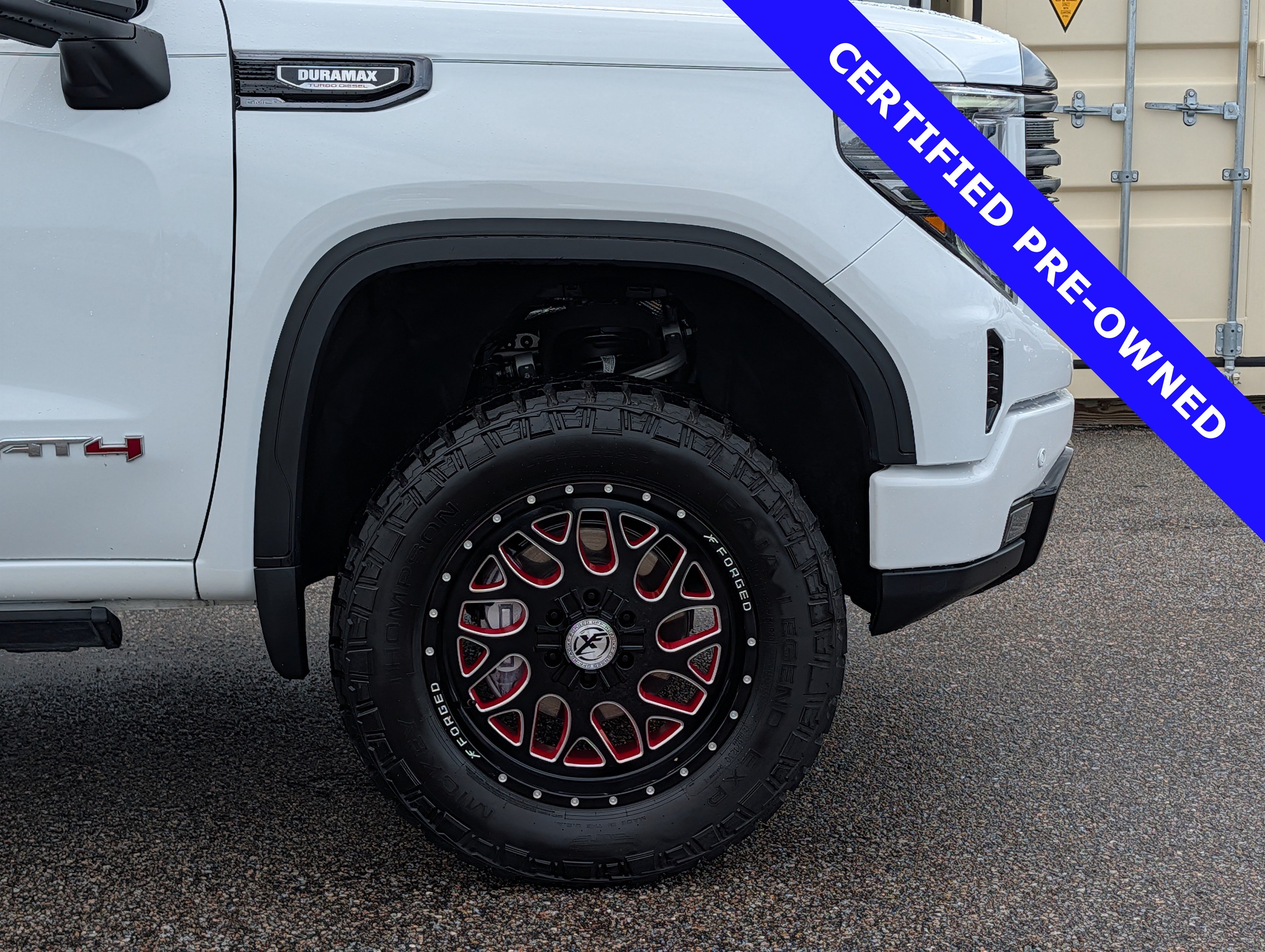Used 2023 GMC Sierra 1500 AT4 w/ Technology Package AWD/4WD image 12