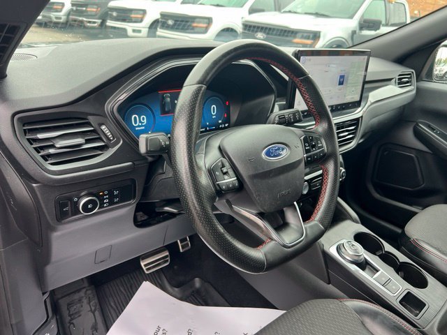Certified 2023 Ford Escape ST-Line Select w/ Tech Pack #2 AWD/4WD image 7