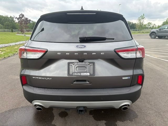 Certified 2020 Ford Escape Titanium w/ Titanium Premium Package 2.0 AWD/4WD image 8