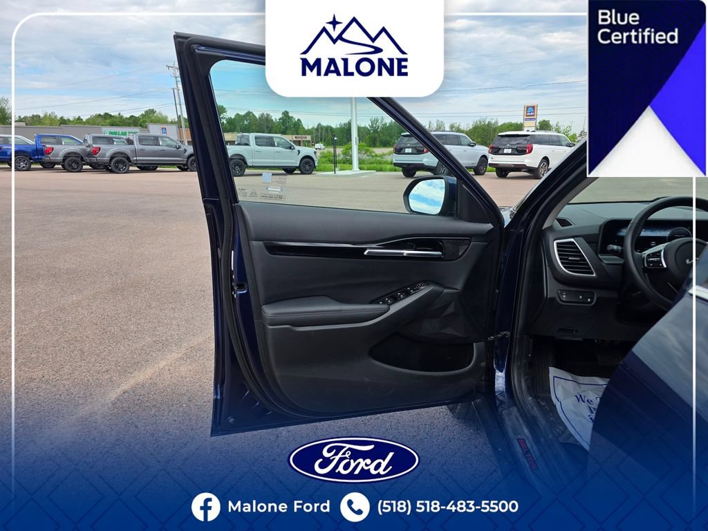Used 2024 Kia Seltos EX AWD/4WD image 17