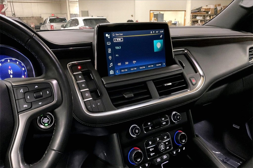 Used 2023 Chevrolet Suburban Premier image 6