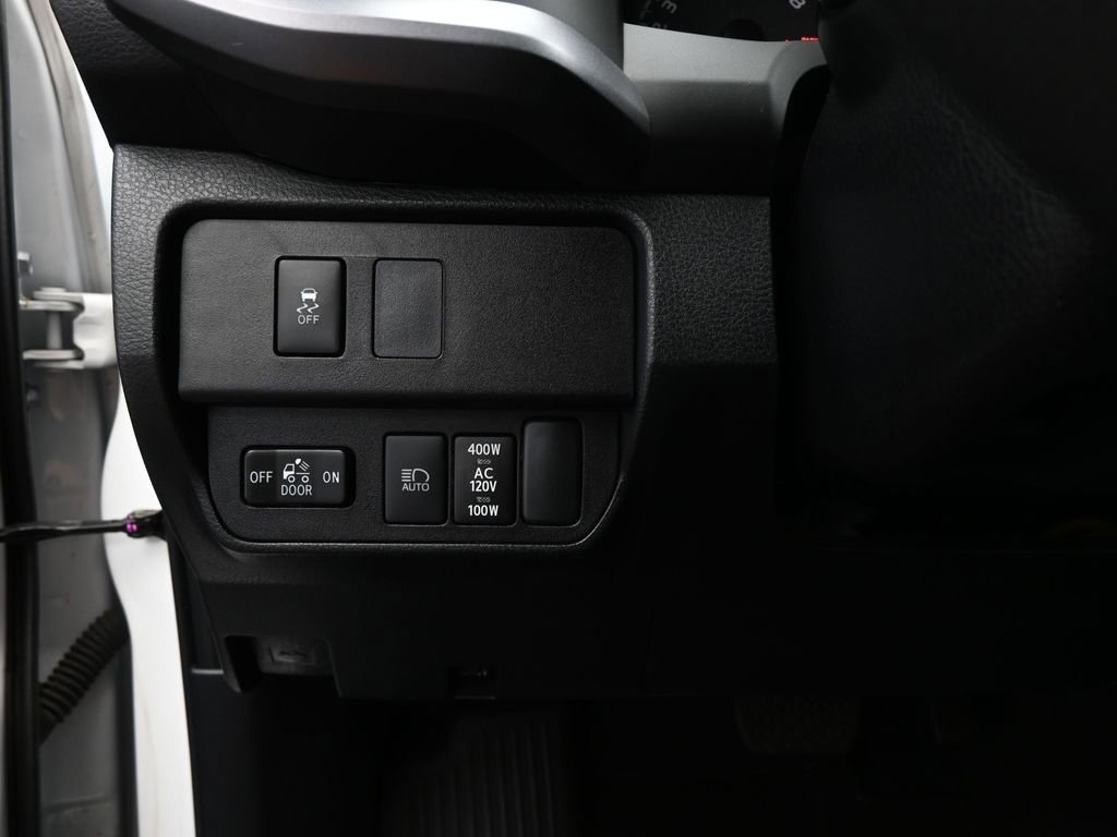 Used 2023 Toyota Tacoma TRD Off-Road image 37