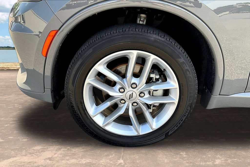 Used 2025 Dodge Durango GT AWD/4WD image 36