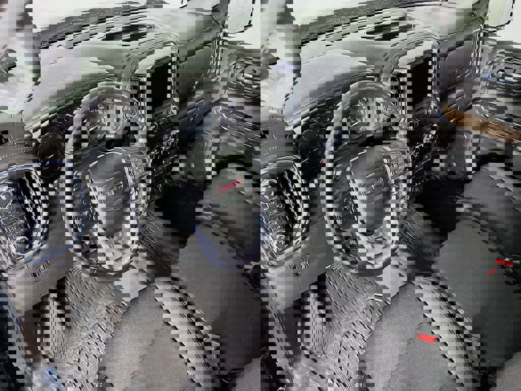 Used 2021 GMC Sierra 1500 Elevation w/ LPO, GMC Protection Package image 9