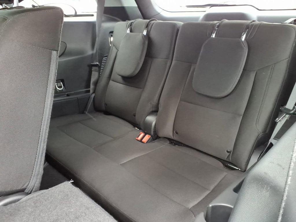 Certified 2023 Ford Explorer XLT AWD/4WD image 11