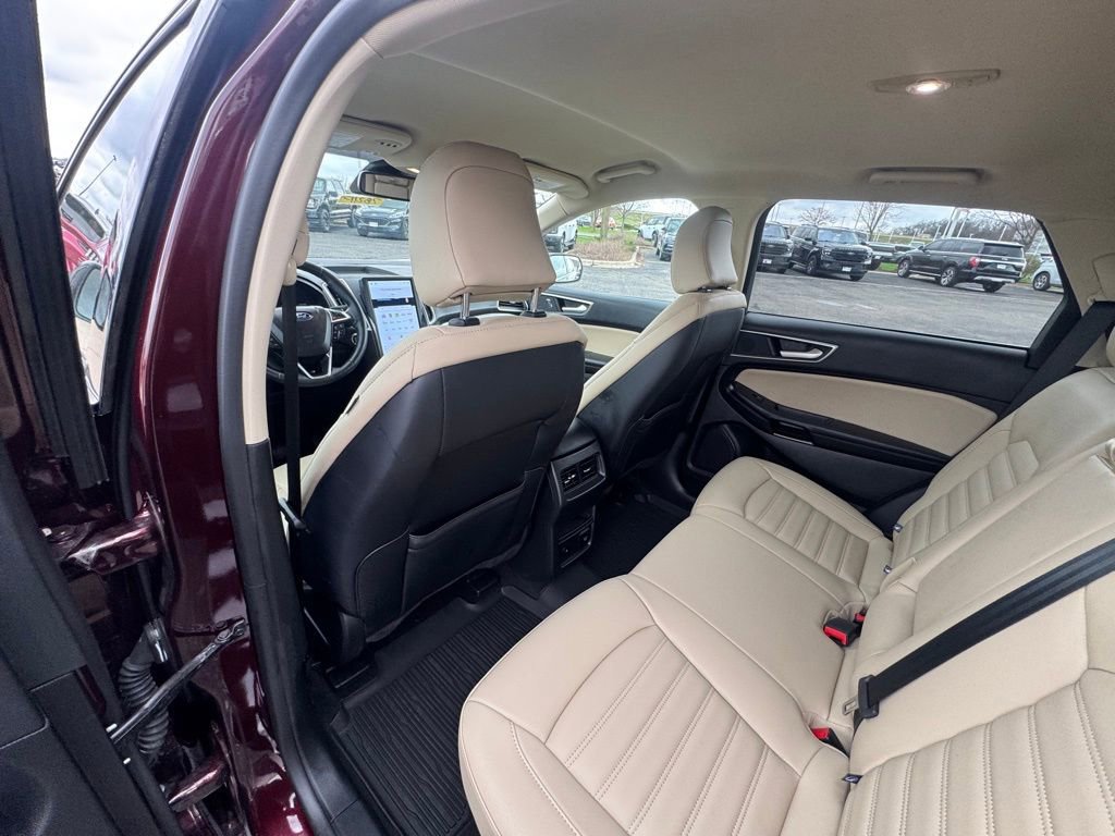 Certified 2024 Ford Edge SEL w/ Convenience Package AWD/4WD image 15