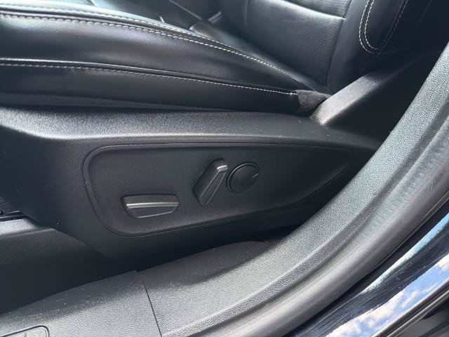 Certified 2024 Ford Escape Platinum AWD/4WD image 17