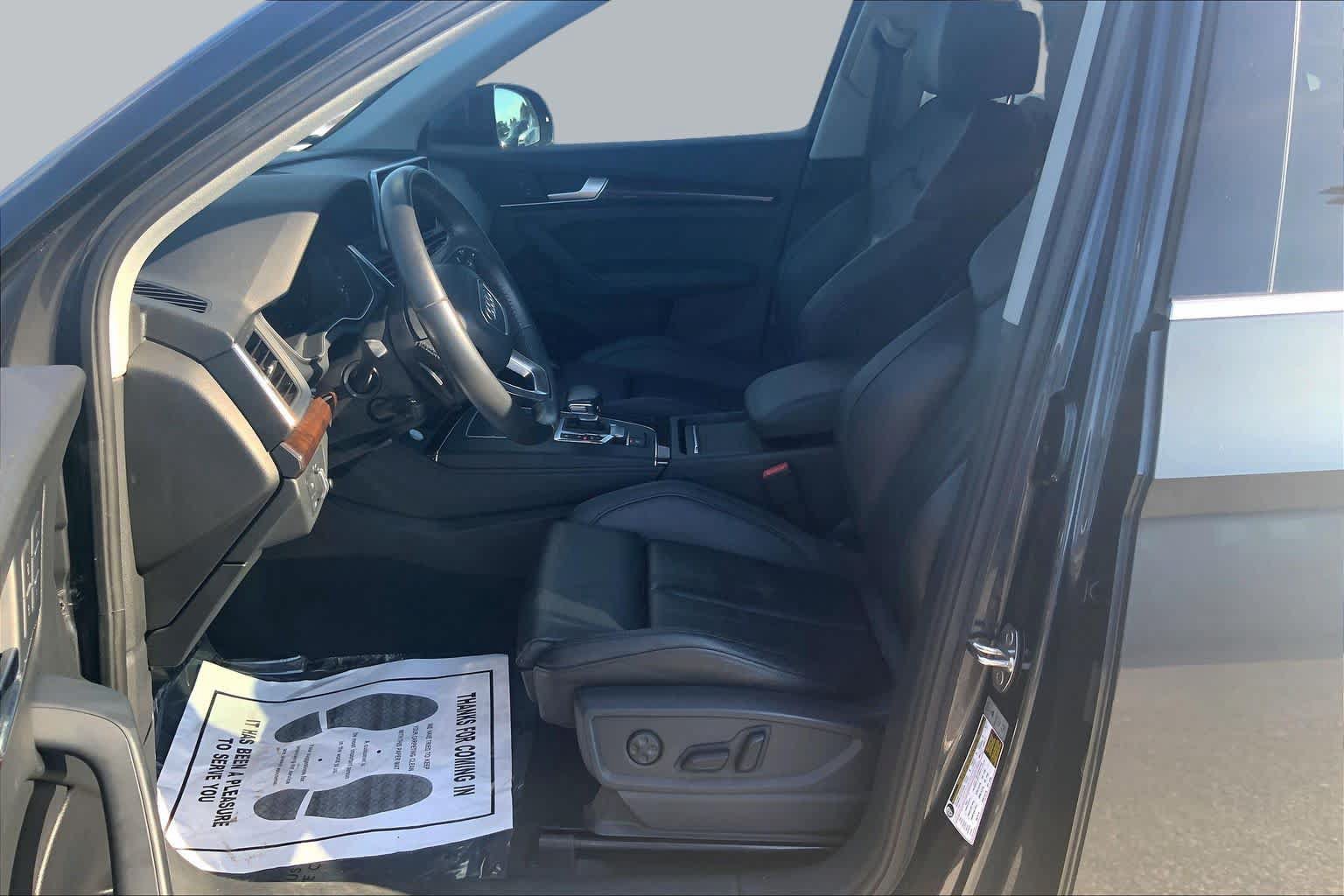 Used 2019 Audi Q5 2.0T Premium Plus w/ Premium Plus Package AWD/4WD image 8