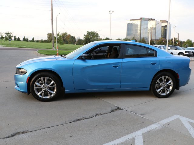 Used 2023 Dodge Charger SXT AWD/4WD image 4
