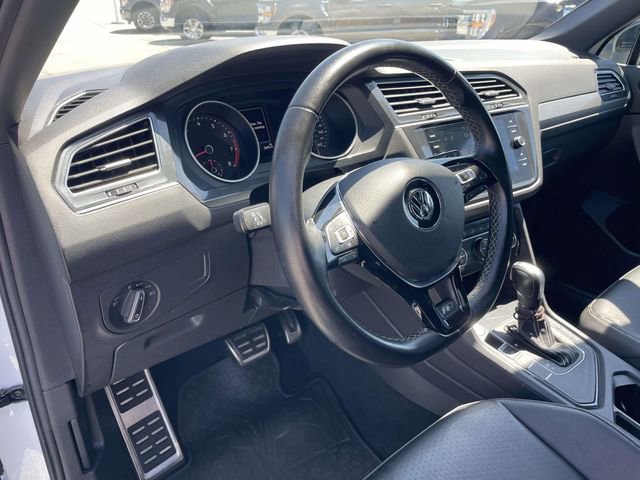 Used 2021 Volkswagen Tiguan SE R-Line FWD image 18