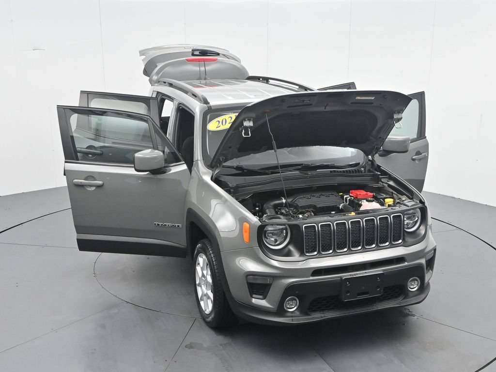 Used 2021 Jeep Renegade Latitude w/ Luxury Group I AWD/4WD image 40