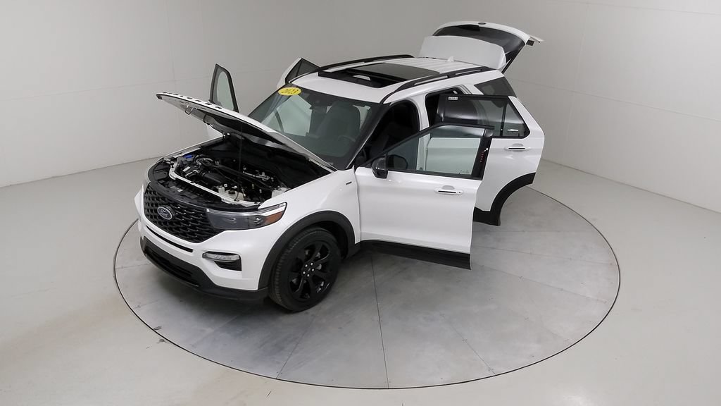 Certified 2023 Ford Explorer ST-Line w/ Class IV Trailer Tow Package AWD/4WD image 59