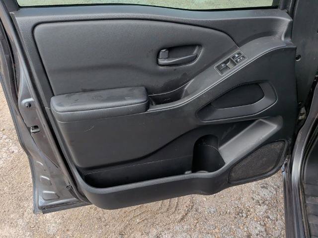 Used 2022 Nissan Frontier S w/ Technology Package RWD image 23