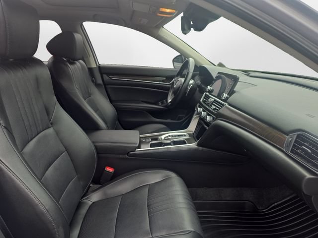 Used 2022 Honda Accord Touring image 17