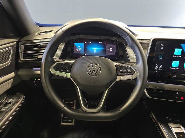 Used 2024 Volkswagen Atlas Cross Sport SEL R-Line AWD/4WD image 16