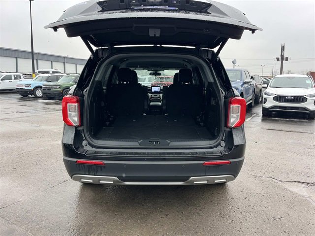 Certified 2023 Ford Explorer XLT w/ Equipment Group 202A image 12