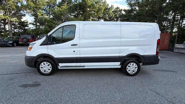 Certified 2025 Ford Transit 250 Low Roof w/ Exterior Upgrade Package RWD image 4
