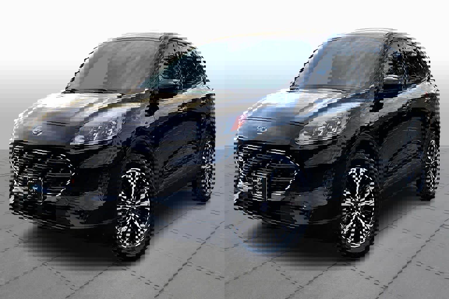 Certified 2021 Ford Escape SE w/ SE Sport Appearance Package image 36