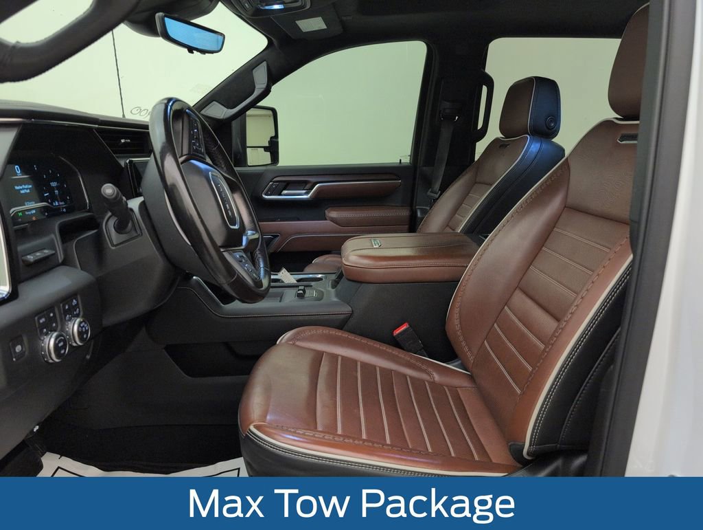 Used 2024 GMC Sierra 2500 Denali Ultimate w/ Max Trailering Package AWD/4WD image 4