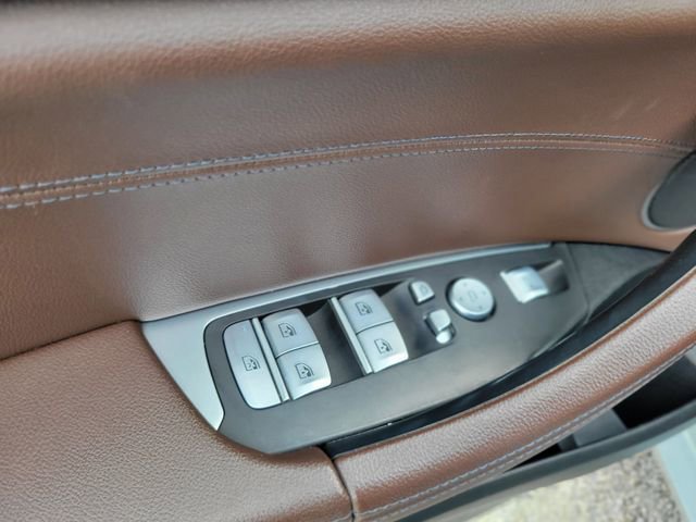 Used 2022 BMW X4 xDrive30i w/ M Sport Package image 16