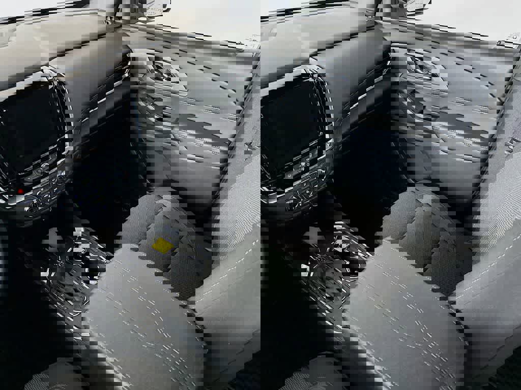 Used 2023 Chevrolet Traverse LT w/ Midnight/Sport Edition image 11