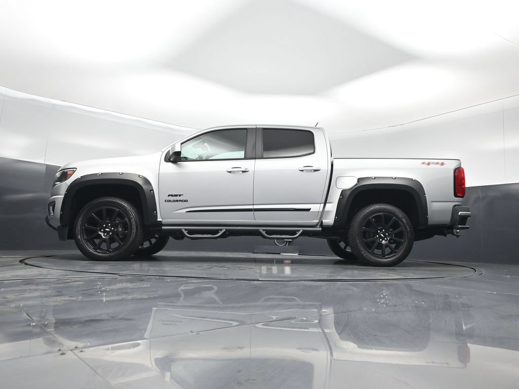 Used 2020 Chevrolet Colorado LT w/ Colorado RST Special Edition AWD/4WD image 45